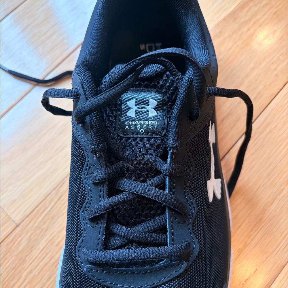 Under Armour Women’s Black / White Athletic Sneakers - Picture 3 of 8